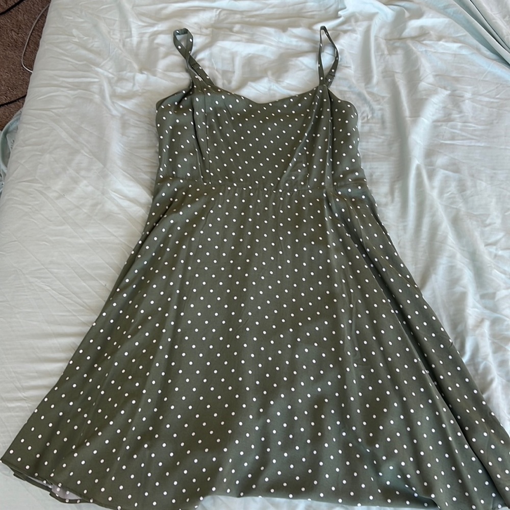 Green polka dot dress. Size medium.